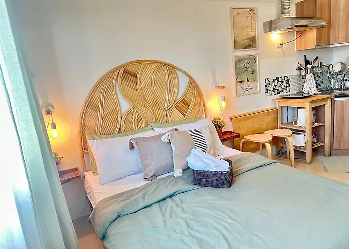 Appart hôtel Captivating Crib In The Metro 3*